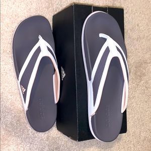 Women adidas flip flop grey size 9 NIB